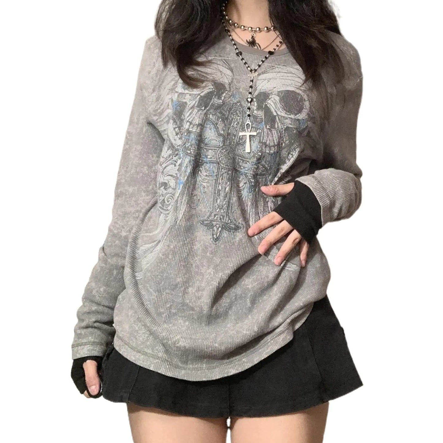 Streetwear | Women Long Sleeve Tee | Edittionaire Essentials